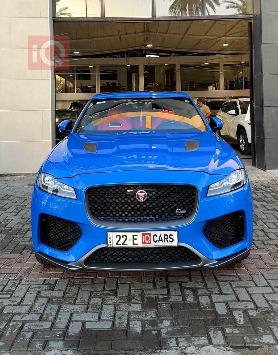 جاگوار F-Pace